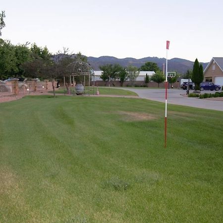 Tacit Shadow Resort Paradise Deluxe Suite, Gym, Coffee Bar, Hot-Tub, Free Laundry, Food Available Parowan Exterior foto