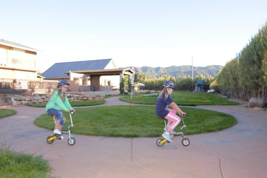 Tacit Shadow Resort Paradise Deluxe Suite, Gym, Coffee Bar, Hot-Tub, Free Laundry, Food Available Parowan Exterior foto