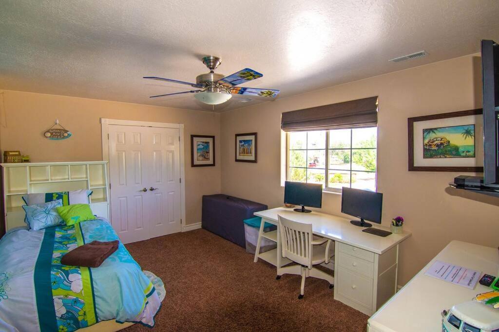 Tacit Shadow Resort Paradise Deluxe Suite, Gym, Coffee Bar, Hot-Tub, Free Laundry, Food Available Parowan Exterior foto